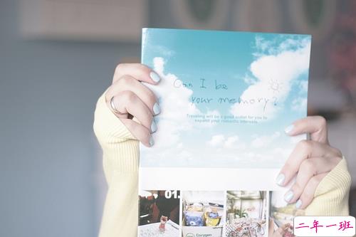 一个人感到孤独绝望的说说带图片 黑夜难以入眠的悲情说说3