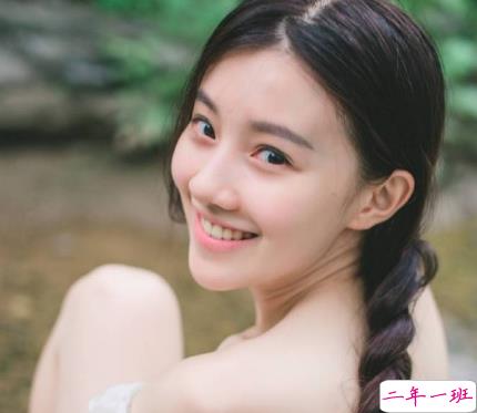 想哭又伤感的带图片说说2018 带着心痛的的说说心凉1