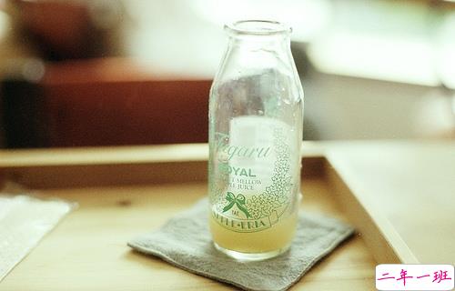 我们都琢磨不透的爱情说说带图片 忘记一个人的伤感说说心情14