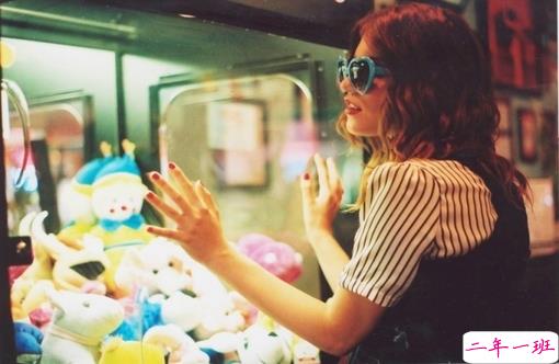 心碎到不敢流泪的伤感说说带图片 特别难过想哭的伤感说说20182