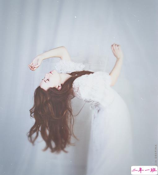 痛到快不能呼吸的伤感说说带图片 感到心情低落时发的说说6