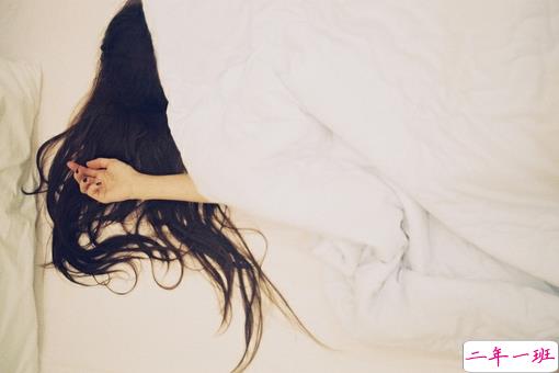 痛到快不能呼吸的伤感说说带图片 感到心情低落时发的说说7