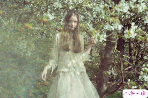 痛到快不能呼吸的伤感说说带图片 感到心情低落时发的说说8