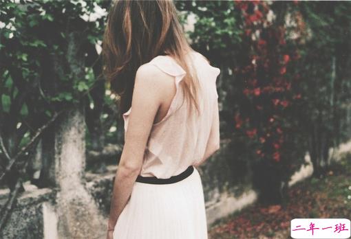 痛到快不能呼吸的伤感说说带图片 感到心情低落时发的说说15