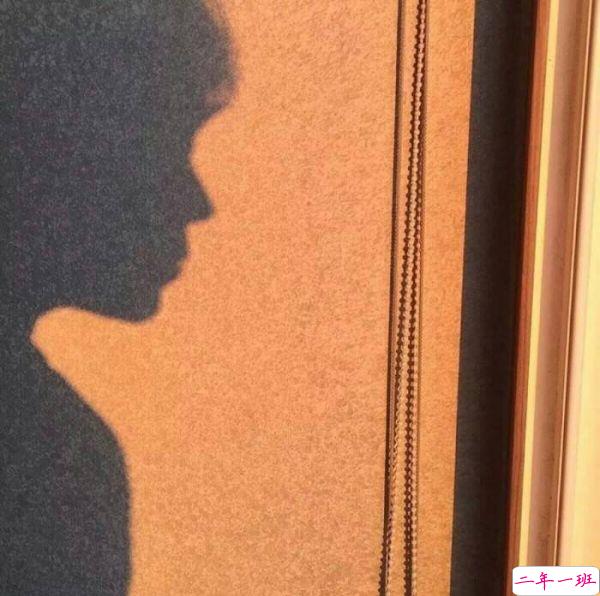 一瞬间戳中你泪点的伤感说说带图片7