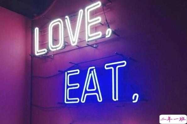 突如其来的伤感感到心痛的图片说说2