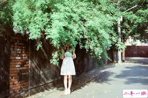 关于成长人生和爱情的美到让人心碎的说说带图片8