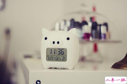 伤感悲伤难过的爱情说说带图片 直到耐心耗尽风浪平息还是没等到他的那句我喜欢你10