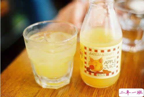 读起来让人心痛的情感句子带图片 最痛苦的不是不曾拥有而是差一点就可以。8