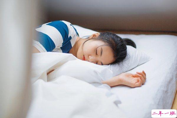 关于那些悄悄喜欢一个人的心情的心酸句子和图片12