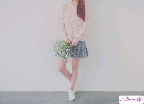 女生伤感心痛到窒息的图片句子 所有的悲欢都是我一个人的灰烬3