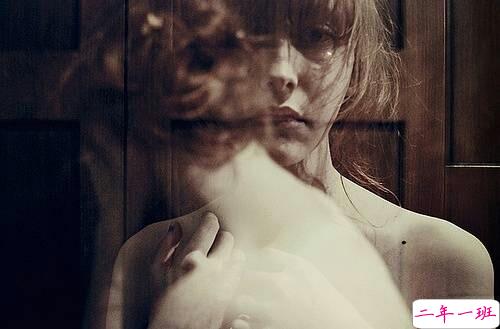 说给暗恋的你听的伤感女生图片说说 白昼隐没了星光6