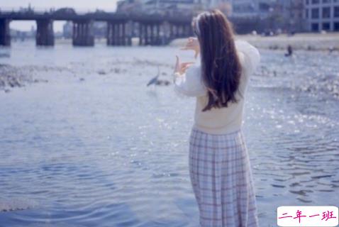 2018伤感爱情句子qq空间图片说说精选 不打扰是我最后的温柔3