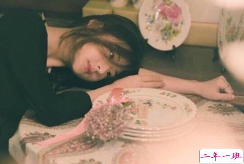 2018伤感爱情句子qq空间图片说说精选 不打扰是我最后的温柔6