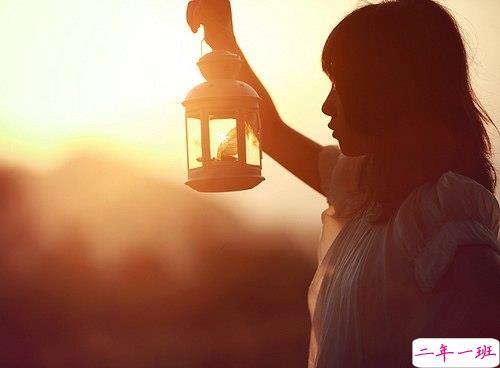 2018失落伤感后的图片说说 带有治愈系的伤感说说配图6