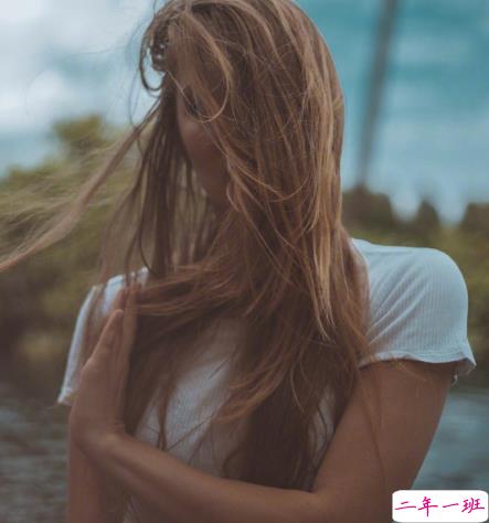 qq空间郁闷说说配图伤感：有时自己也捉摸不透自己12