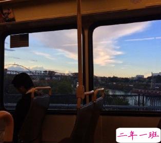 关于宇宙的极致浪漫句子 宇宙从有序到无序暂时经历的一个过程6