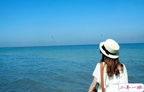 关于夏天的唯美文艺说说带图片 夏有彤云蔚然成风2