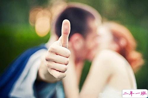 关于夏天的唯美文艺说说带图片 夏有彤云蔚然成风11