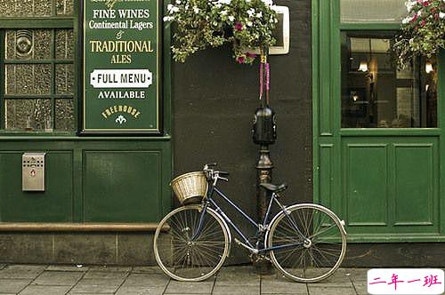 关于夏天的唯美文艺说说带图片 夏有彤云蔚然成风14