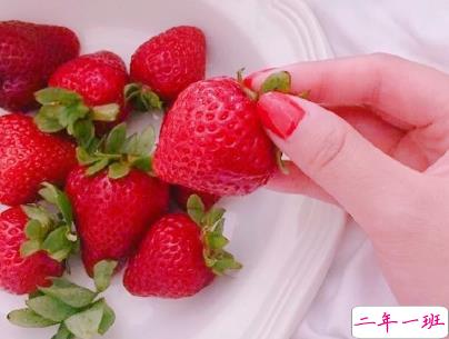 八月你好说说唯美句子配图 2019最新八月说说好听的句子2