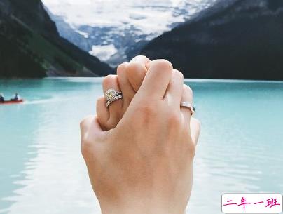 女生小清新早安说说带图片 简约好听的早安句子大全1