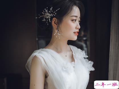 朋友结婚的朋友圈文案 参加婚礼伴娘的心情说说1