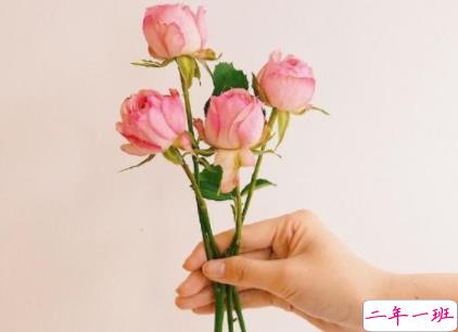 创意朋友圈秀恩爱文案 最新秀恩爱的句子文艺范2