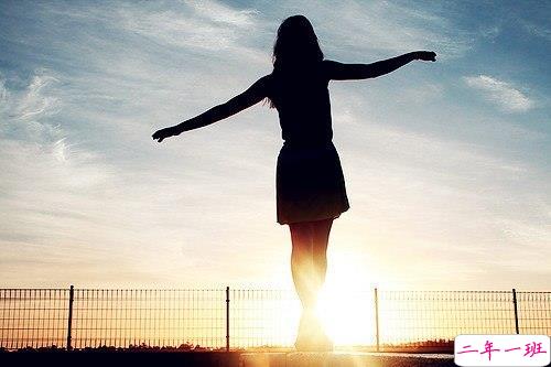 适合女生发的爱情唯美宣言 真实感受到幸福的说说心情短语 5