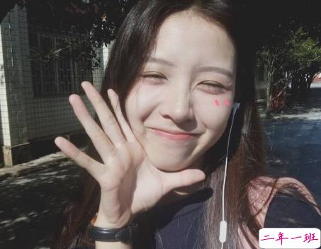 微信唯美说说大全女生带图片 2018经典唯美朋友圈说说配图12