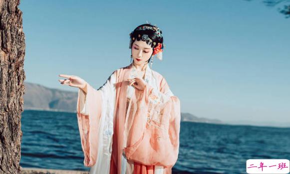 唯美仙气十足的古风诗词说说带图片3