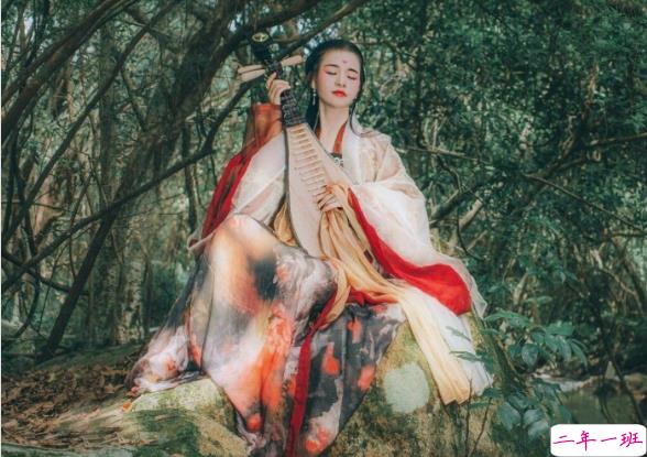 唯美仙气十足的古风诗词说说带图片11