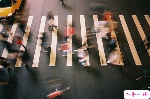 一行行打动我们内心的超唯美的现代诗和图片精选6