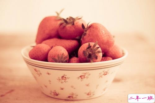 唯美诗意的说说带图片 我饮尽渔火明月秋色无边5