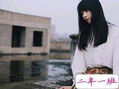 文字控喜欢的简单唯美的一句话说说带图片 烟尘滚滚一路行来我应是迷了路了