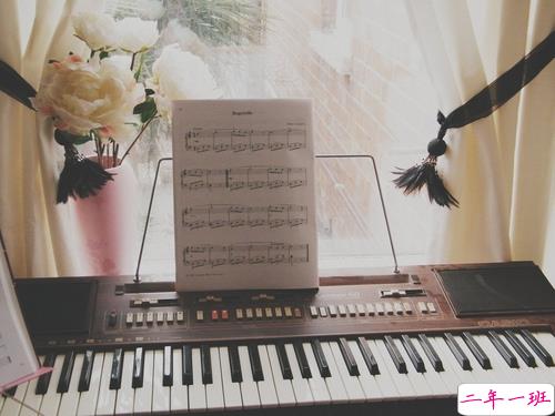 唯美简单的爱情说说带图片 去见你想见的人吧10