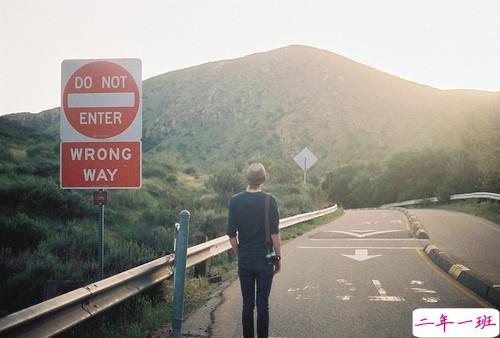 简单唯美的一句话图片说说有道理的那种 生活需要一点诗意13