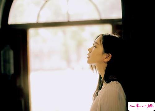 简单唯美的一句话图片说说有道理的那种 生活需要一点诗意16