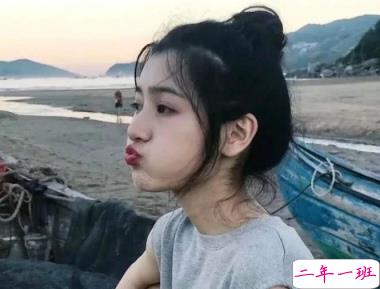 发自己照片的朋友圈说说 发自拍配的幽默文字2