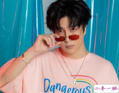 薛之谦励志经典的语录 我喜欢站着战胜你1