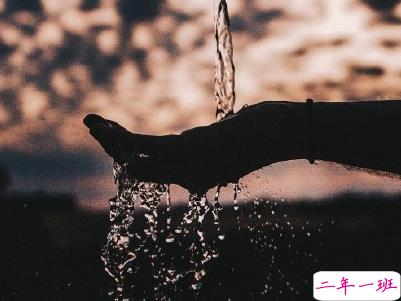 人生感悟简短经典句子配图 决定你命运的是自己9