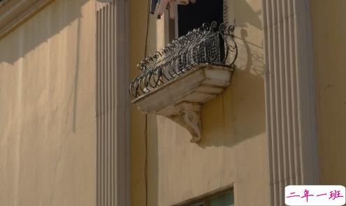 让你一眼就心酸的简短句子 句句催泪的文案20212