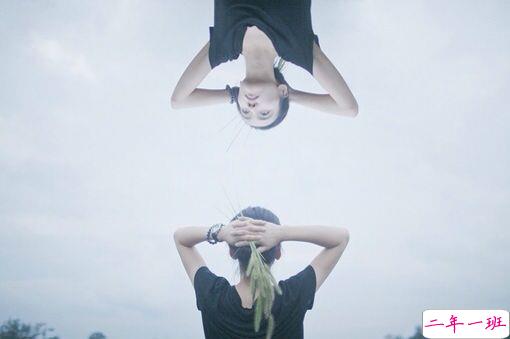 每个人都要经历的伤感成长的句子 写给00后的伤感成长句子1