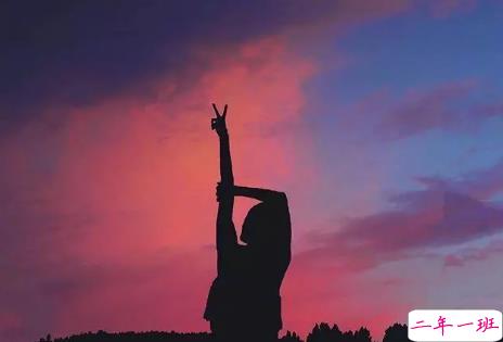 100句最伤感的爱情句子穿透人心 心碎到撕心裂肺的句子大全精选100条2