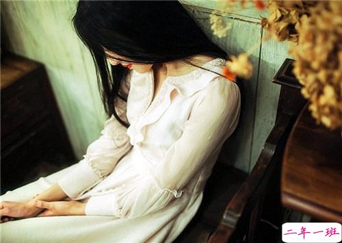 有些心酸的伤感句子 人生在世常常感到孤独的句子2