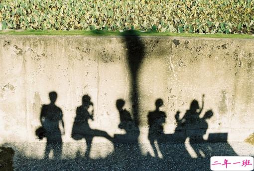 突如其来的伤感席卷全身的伤感说说 感到特别悲伤的非主流伤感说说1