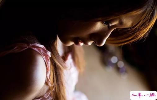 心里好烦用一段话表达的句子心情 形容焦虑的心情句子配图2