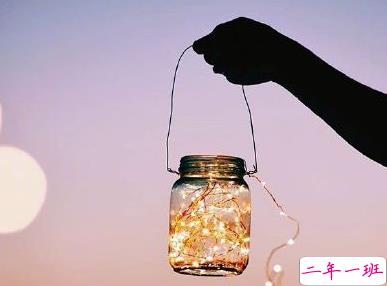 最火文艺说说文案 适合女生的文艺唯美句子1