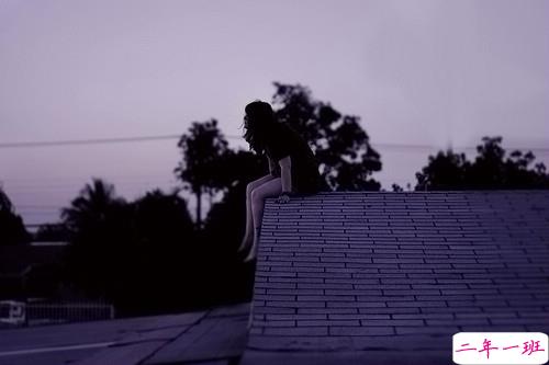 写进心窝的伤感句子英文带翻译 看了痛哭流涕的伤感英文句子1