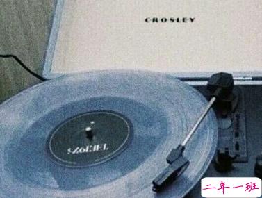 爱情痛心文案 十分痛心的句子扎入心底1